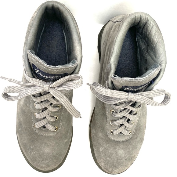 Vasque Women's Light Grey Gortex Skywalk Hiking Boots - Picture 9 of 14